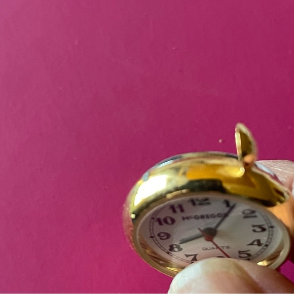 Vintage McGregor watch – broken band - Picture 3 of 10